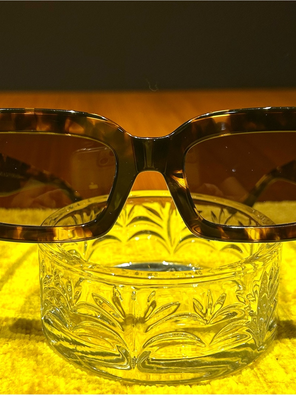 Diff Eyewear the Iconic INDY Style Tortoise Brown Rectangular Sunglasses